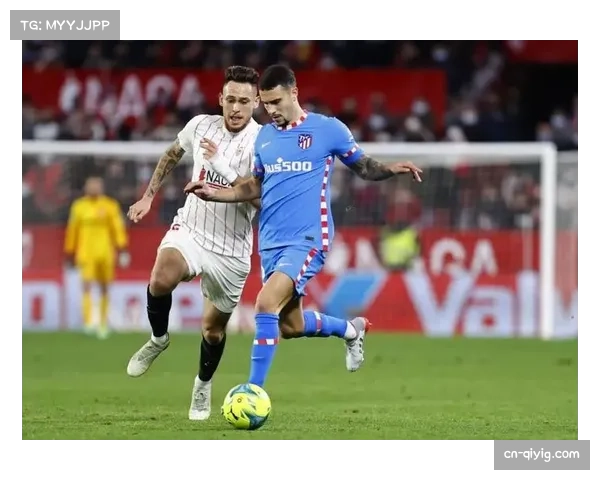 雨战中的坚守：随军远征的千名马竞球迷高歌至终场